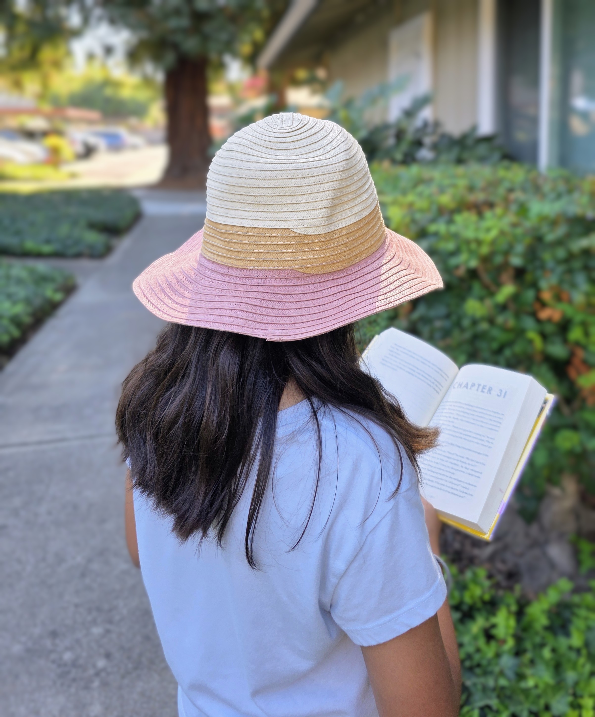 Diksha, the maker behind Cozy Loops